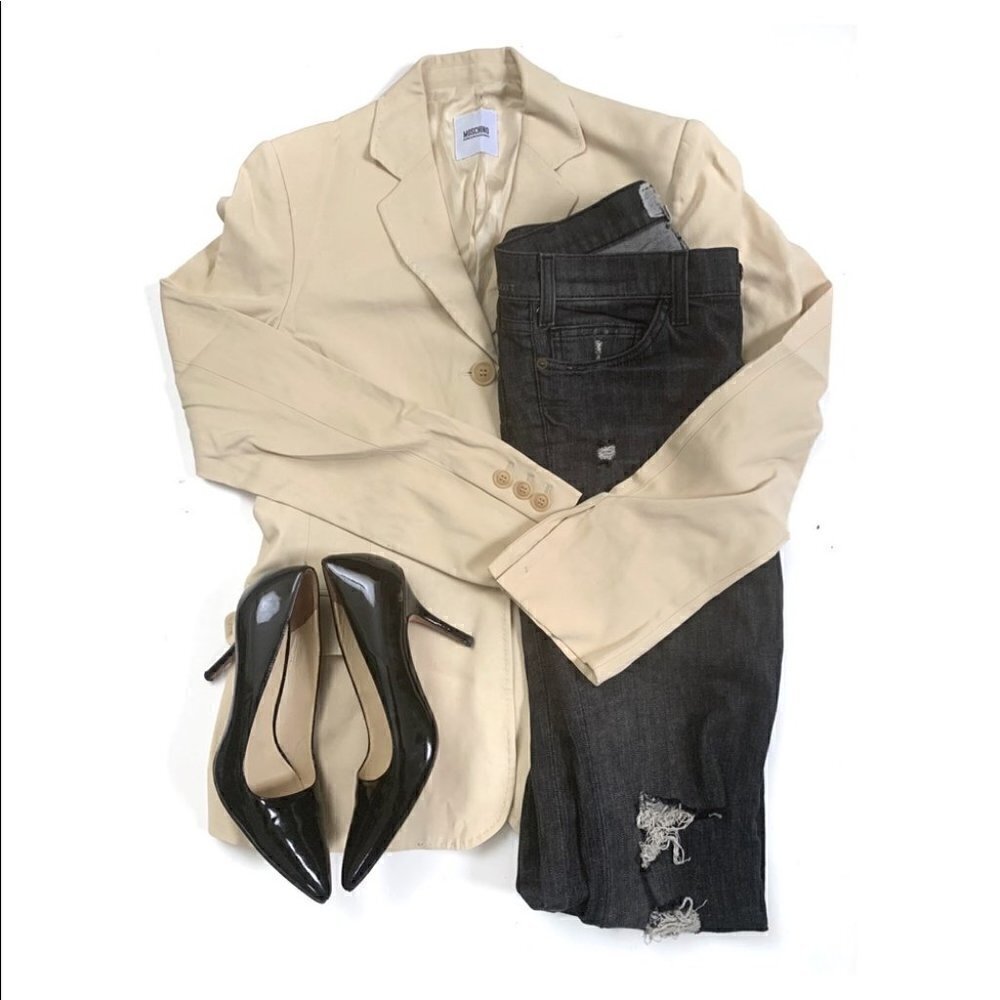 Moschino Cheap and Chic Light Butter Yellow blazer